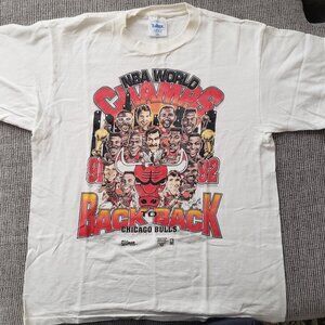 NEVER WORN '91-'92 Chicago Bulls Championsip tee-shirt size Large